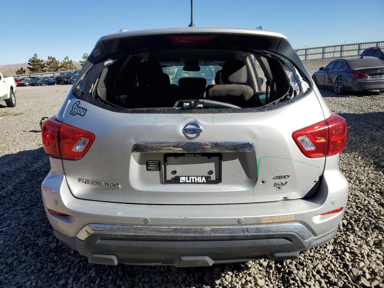 2017 Nissan Pathfinder - Image 6