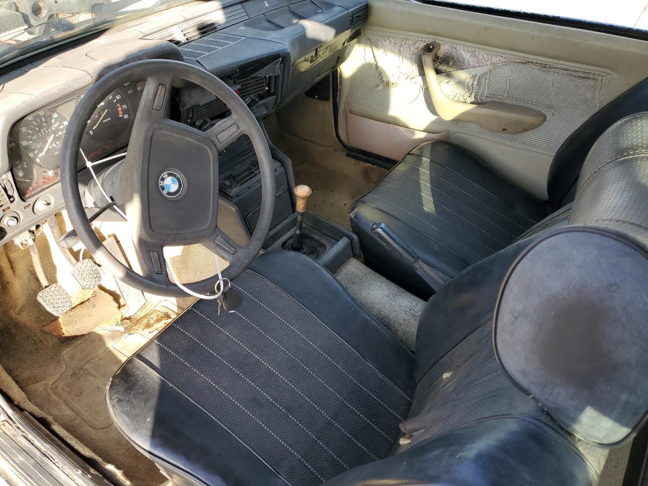 1981 BMW 320 I VIN: WBAAG330XB8018908 Lot: 41856775