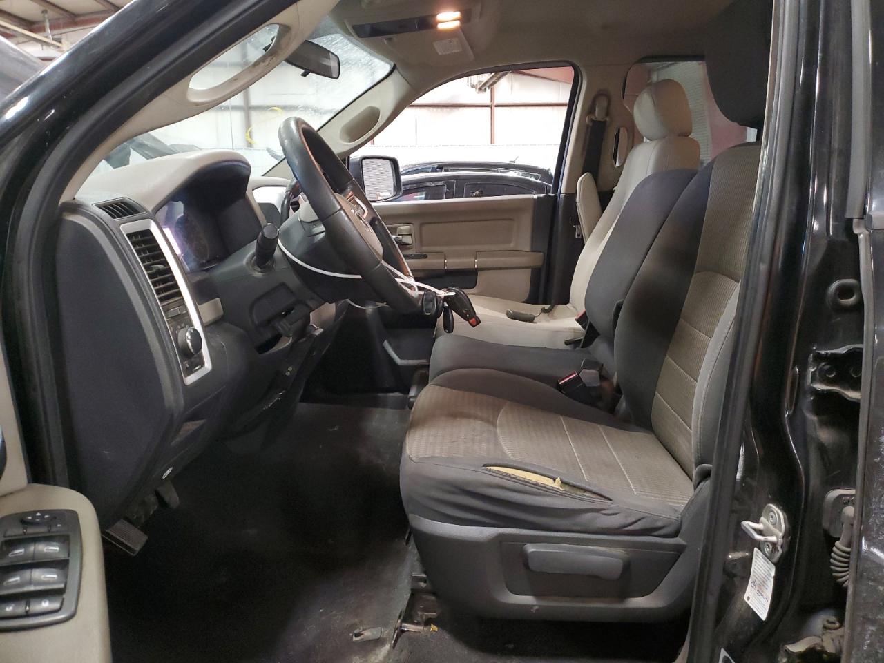 2009 Dodge RAM - Image 7