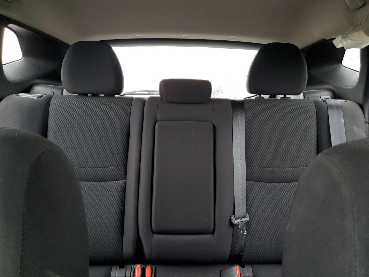 2017 Nissan Rogue - Image 10