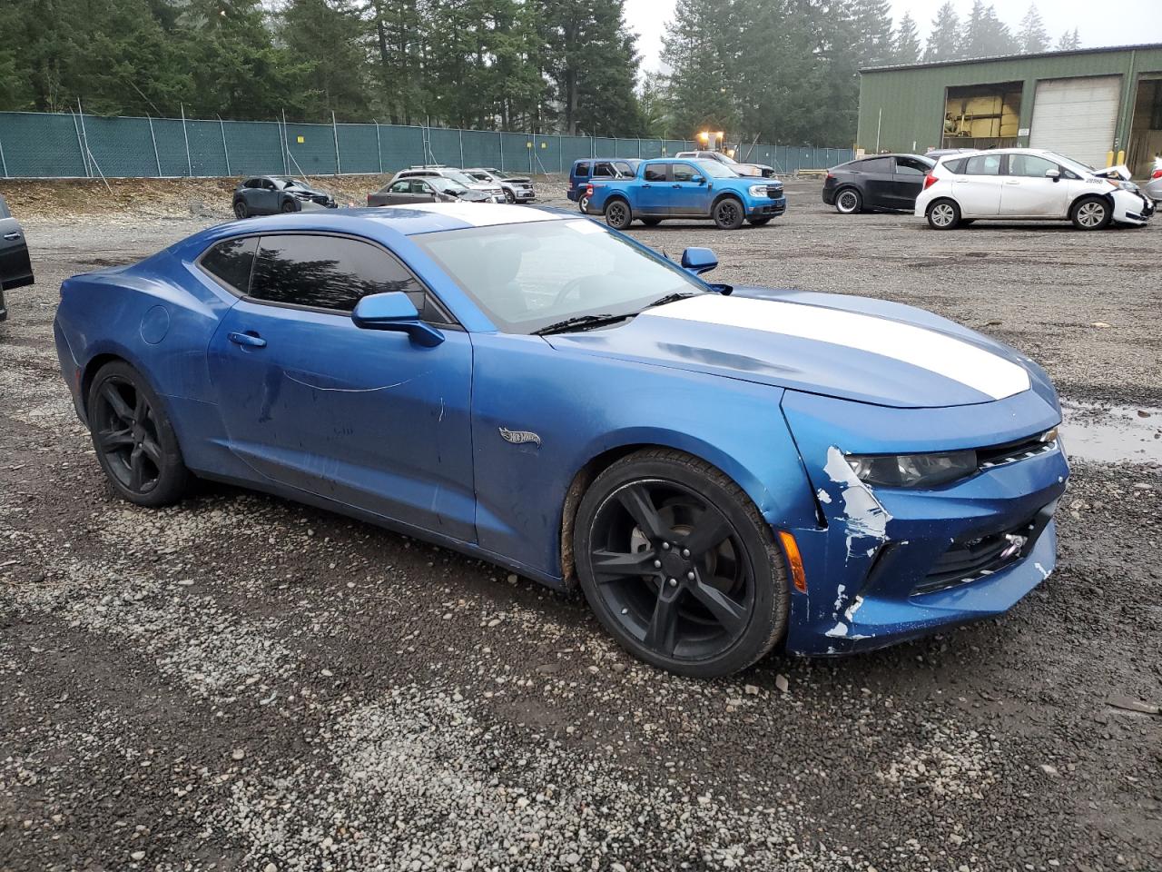 VIN 1G1FD1RS9H0111093 2017 CHEVROLET CAMARO no.4