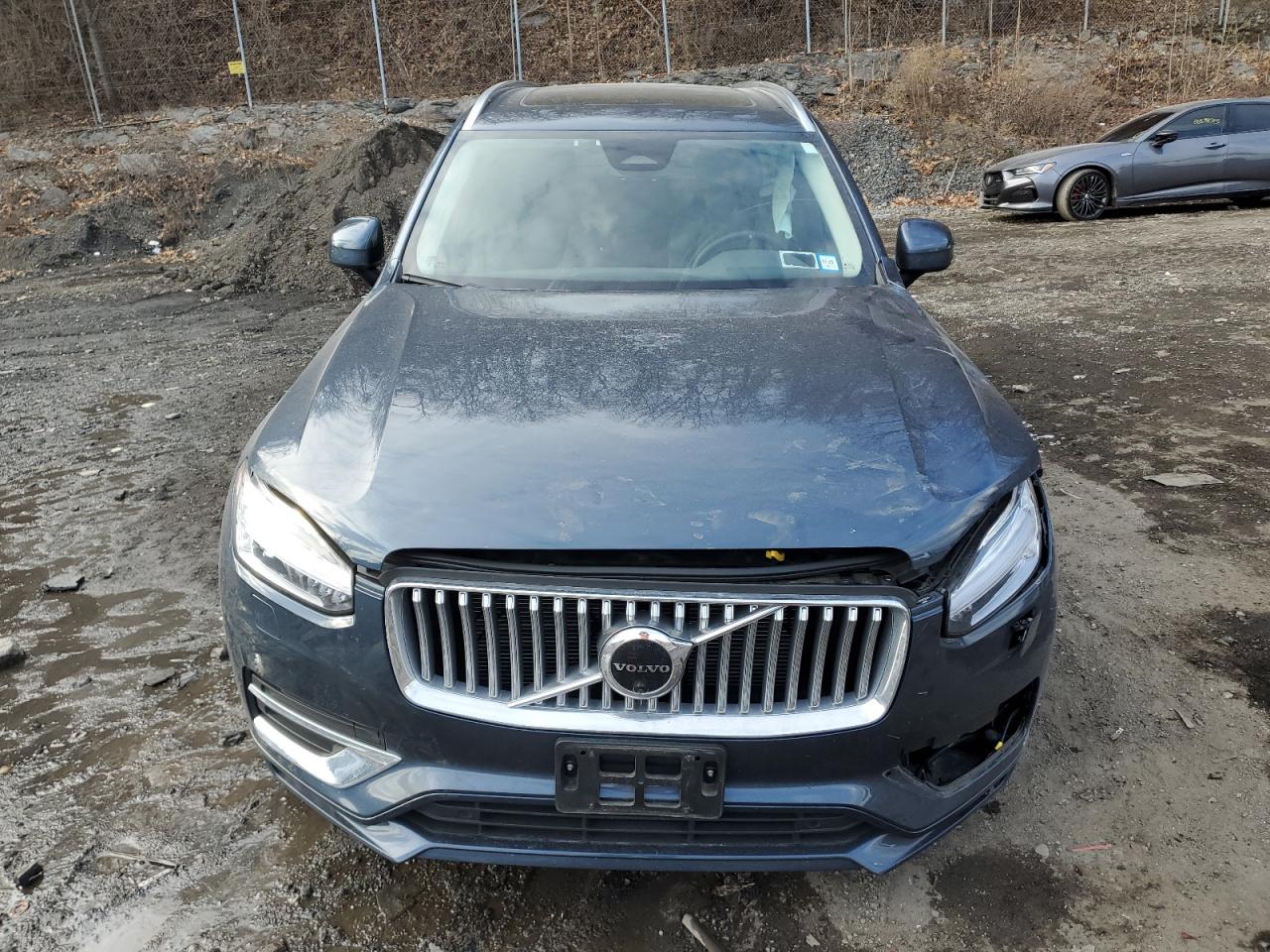 2023 Volvo XC90 - Image 5