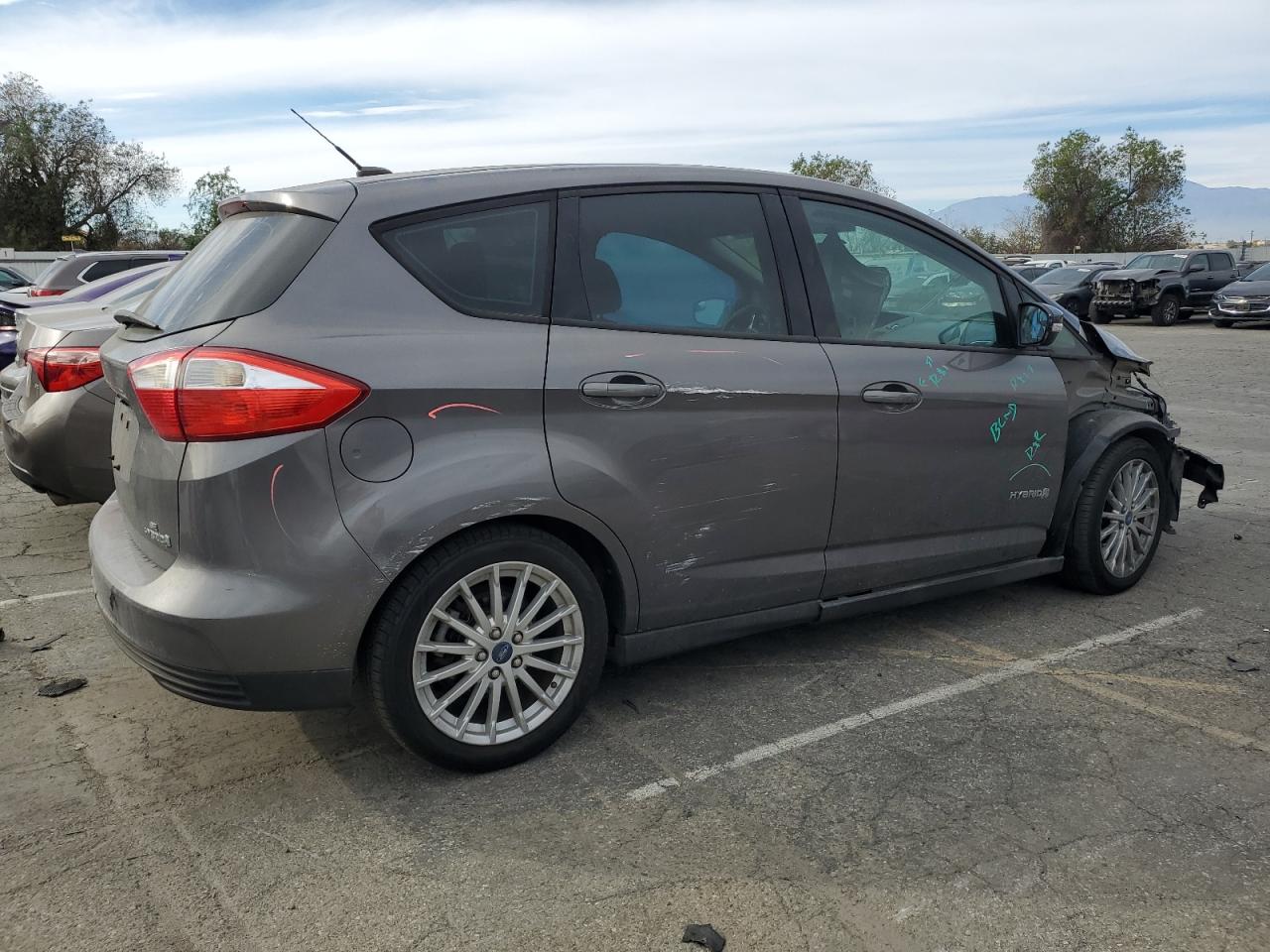 VIN 1FADP5AU0DL505638 2013 FORD CMAX no.3