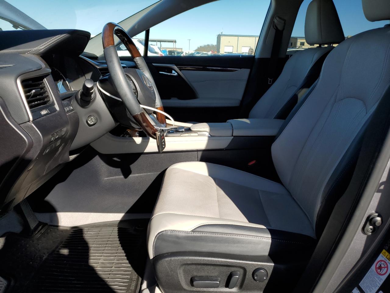 2017 Lexus RX - Image 7