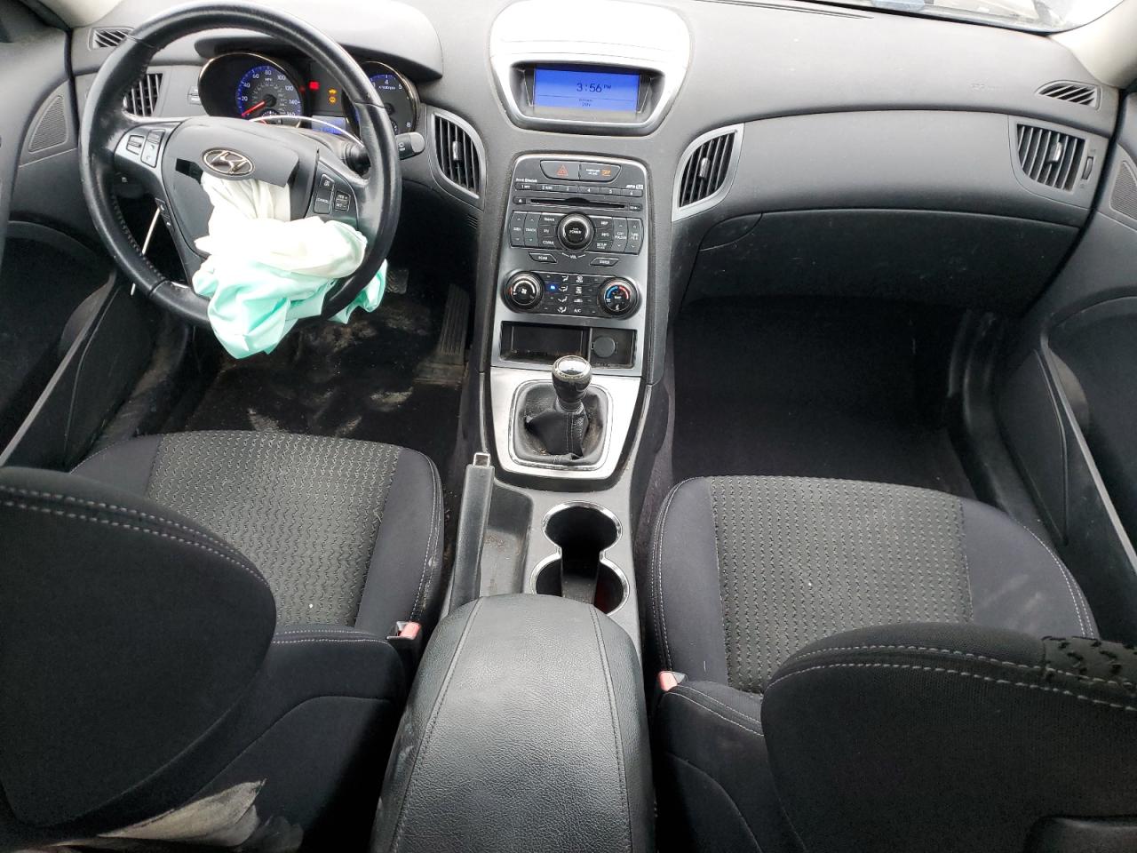 2011 Hyundai Genesis Coupe 2.0T VIN: KMHHT6KD3BU058012 Lot: 42325955