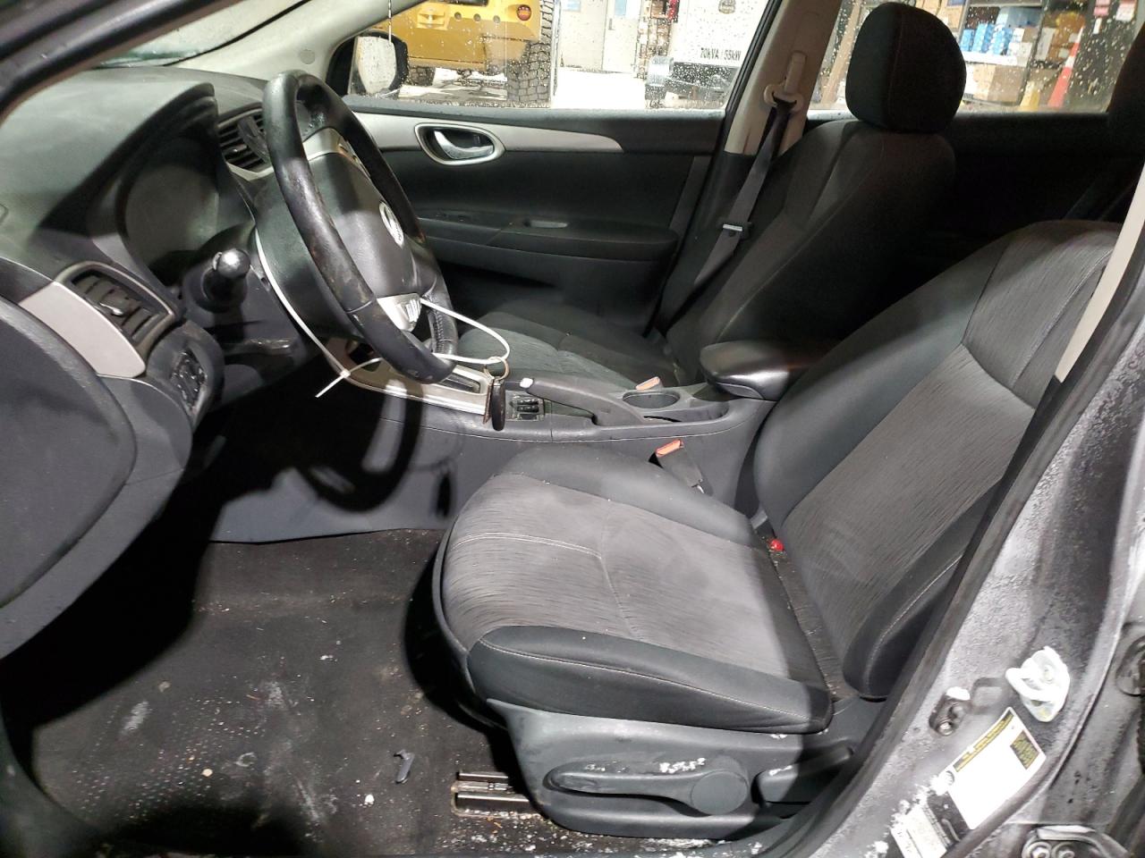 2015 Nissan Sentra - Image 7