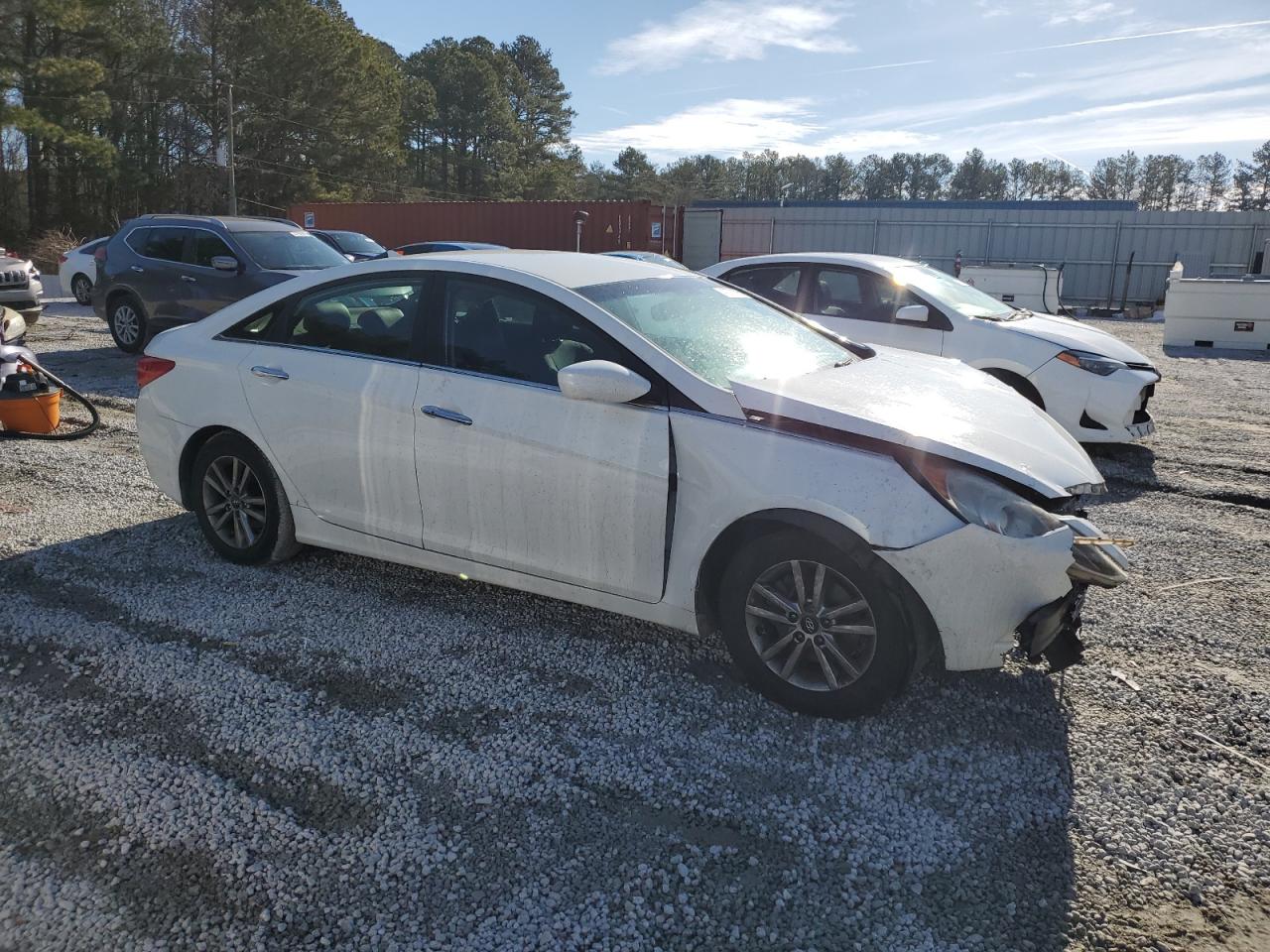 2011 Hyundai Sonata - Image 4