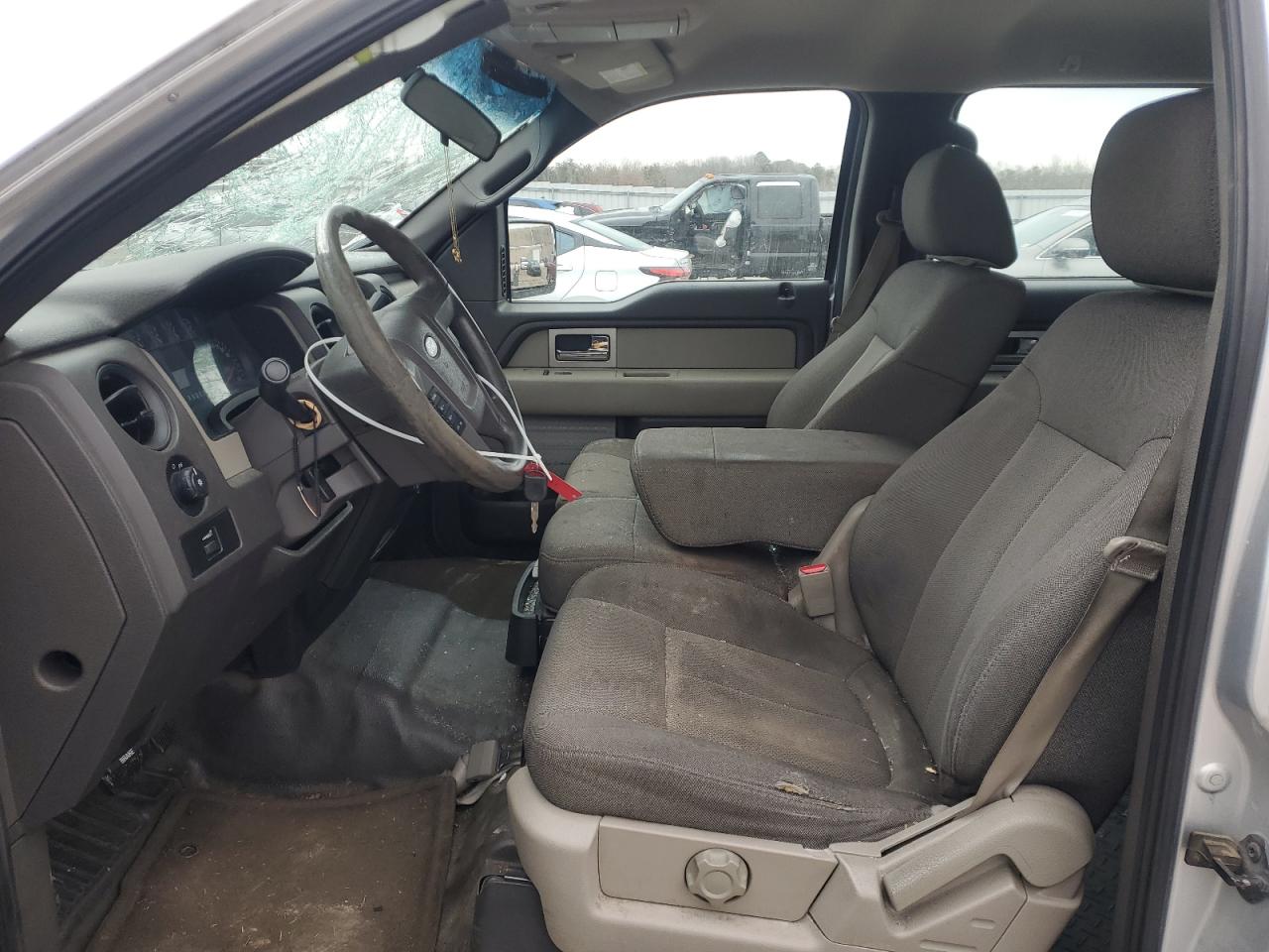 2010 Ford F-150 - Image 7