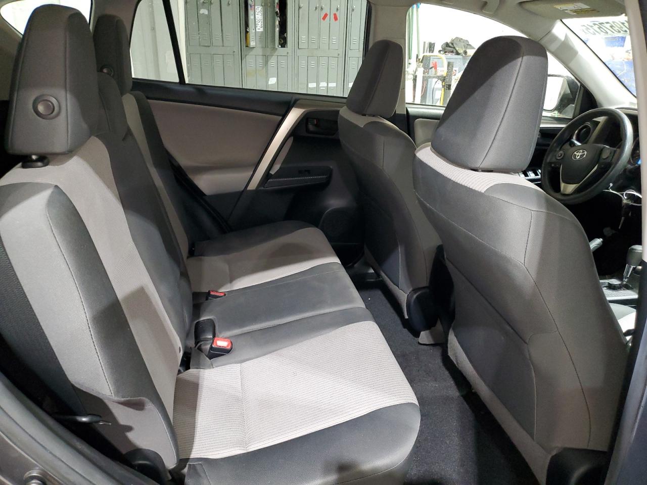 2014 Toyota RAV 4 - Image 11