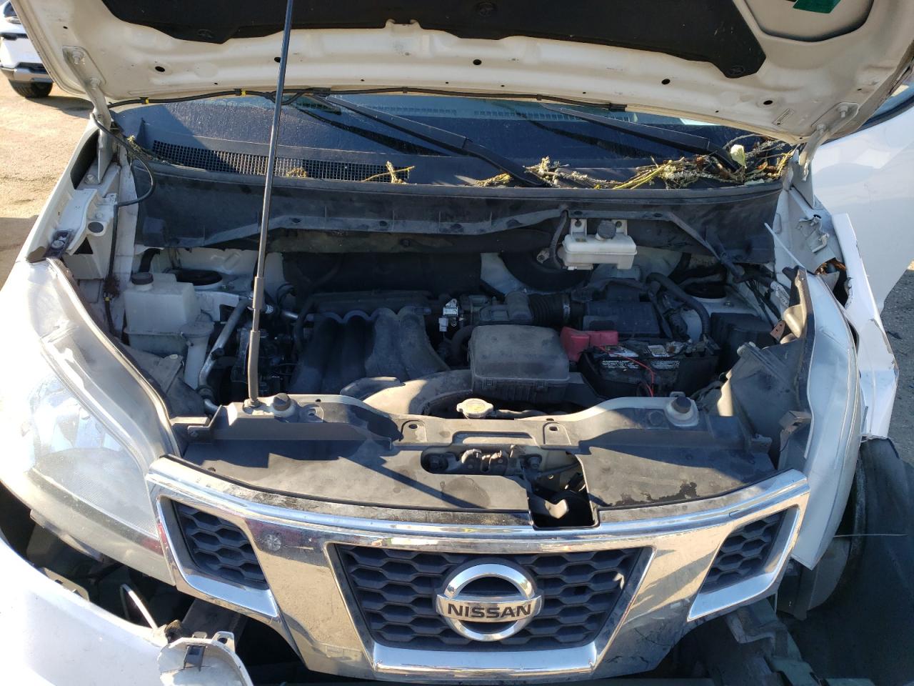 2015 Nissan NV - Image 11