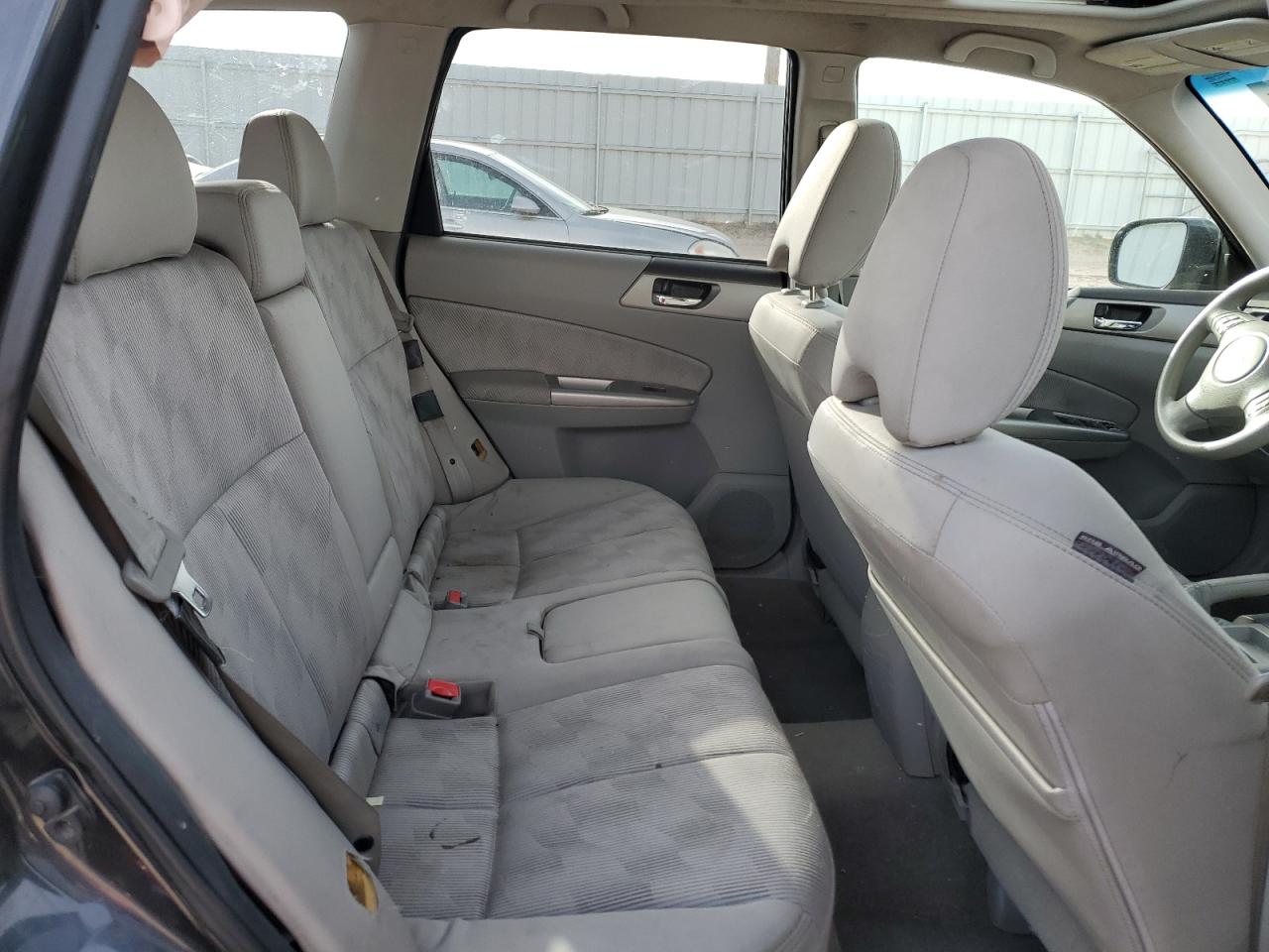 2009 Subaru Forester - Image 11