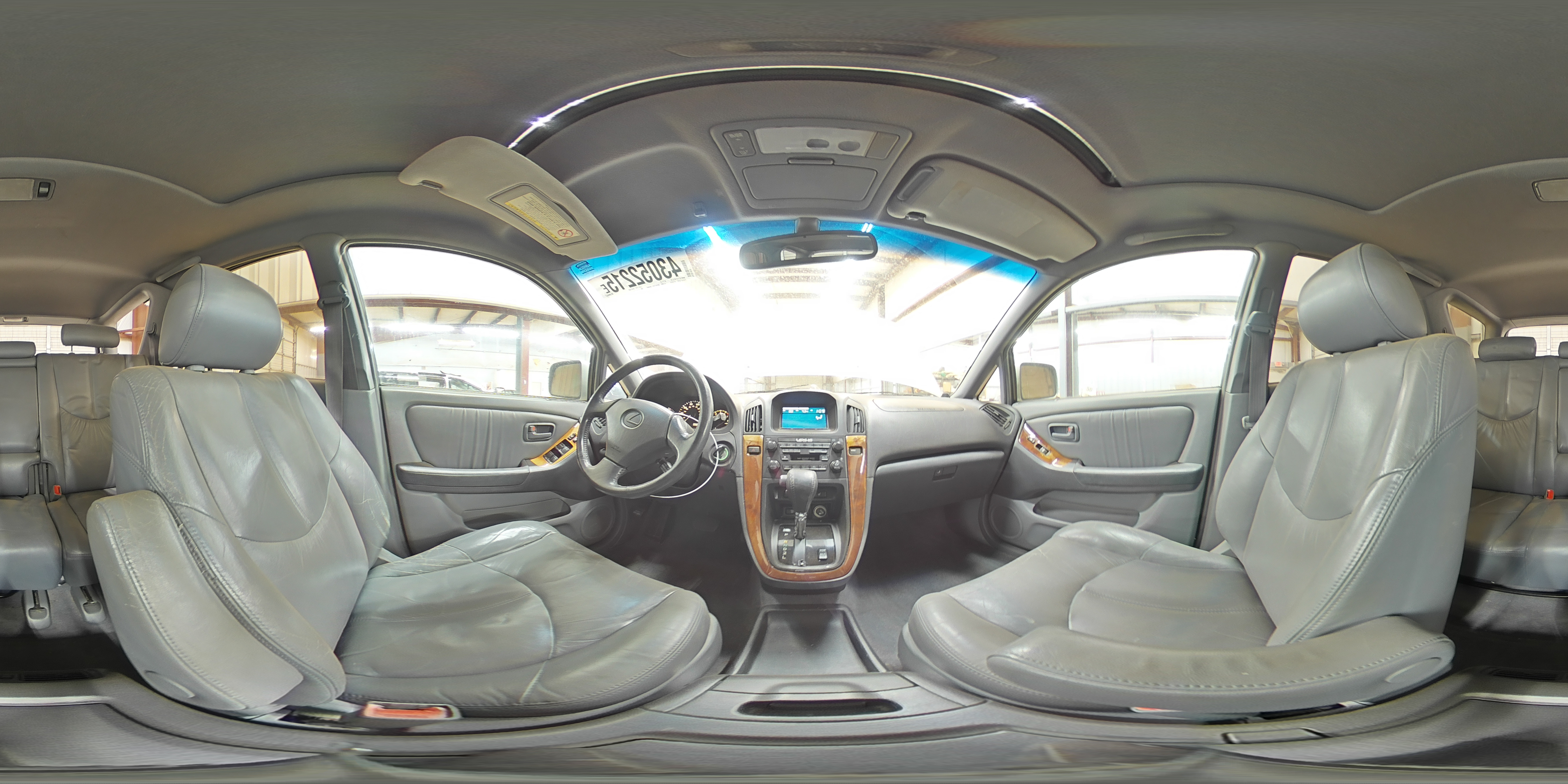 1999 Lexus RX - Image 13