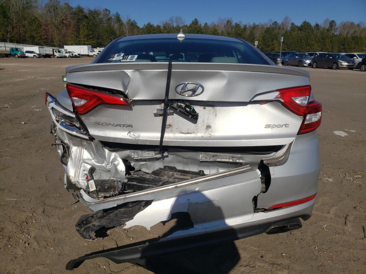 2016 Hyundai Sonata - Image 6
