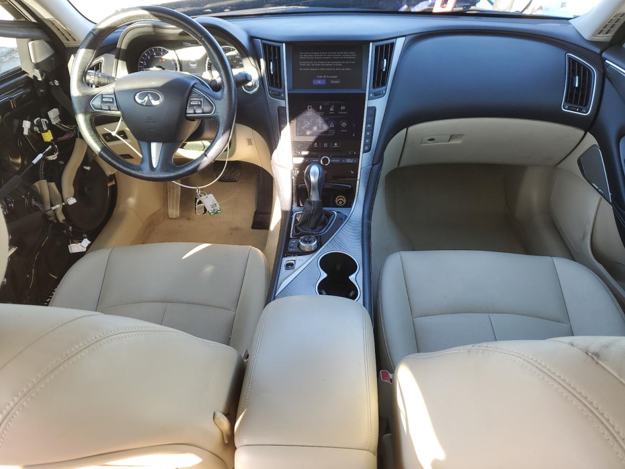 2017 Infiniti Q50 - Image 8