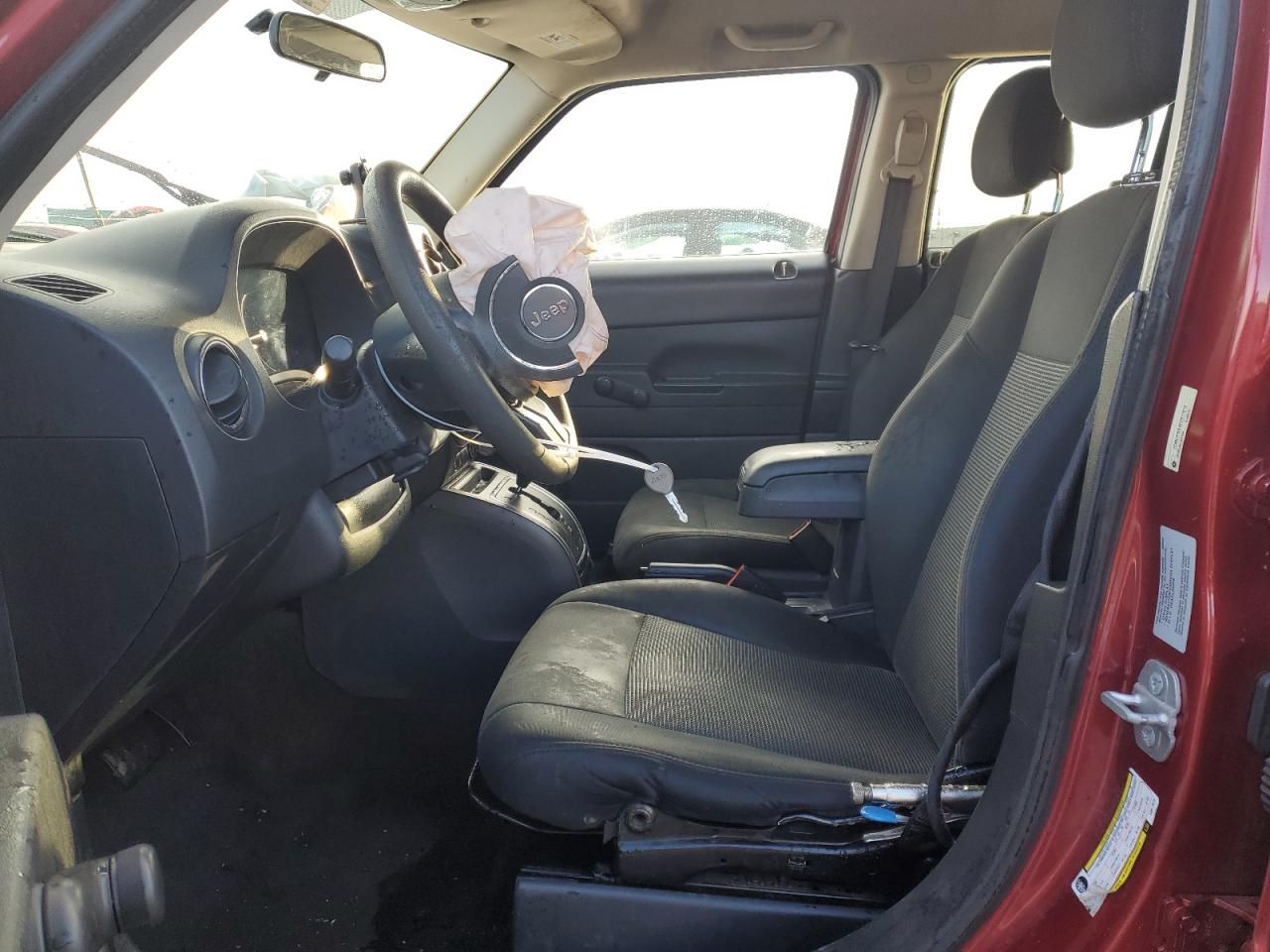 2014 Jeep Liberty (Patriot) - Image 7