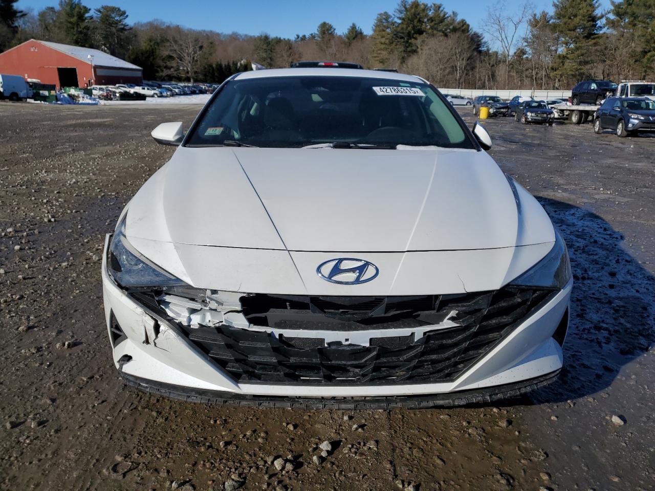 2022 Hyundai Elantra - Image 5