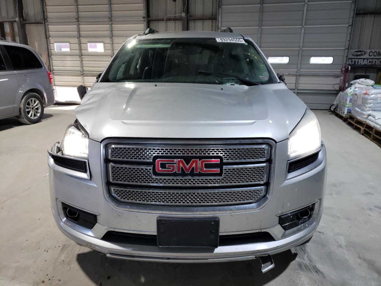 2014 GMC Acadia - Image 5