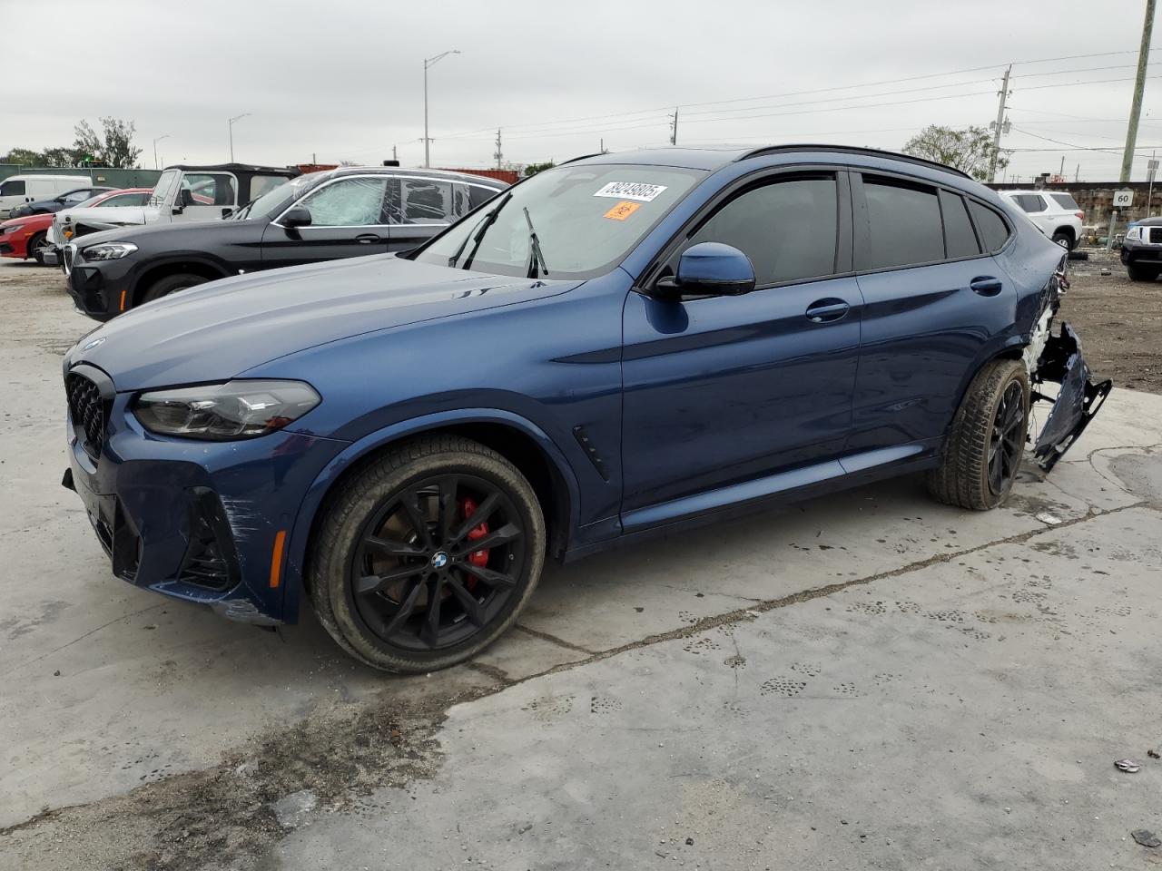 2024 BMW X4 - Image 1
