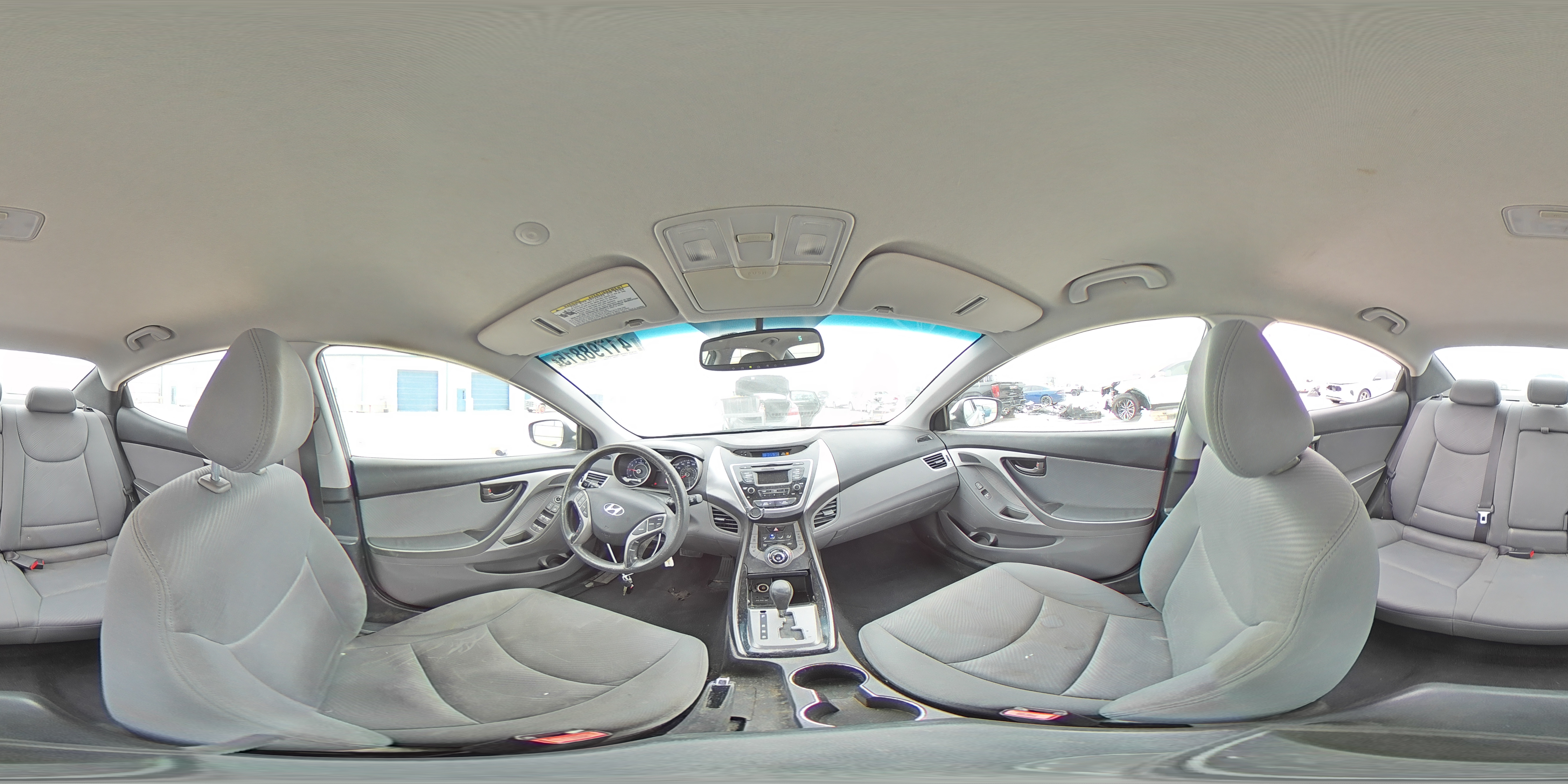 2013 Hyundai Elantra - Image 14