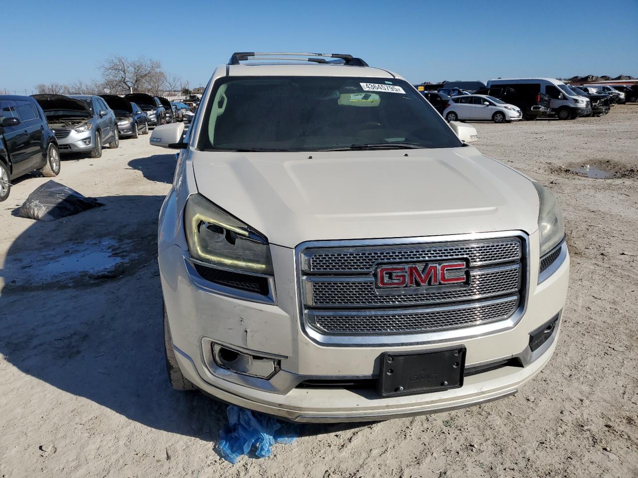 2013 GMC Acadia - Image 5