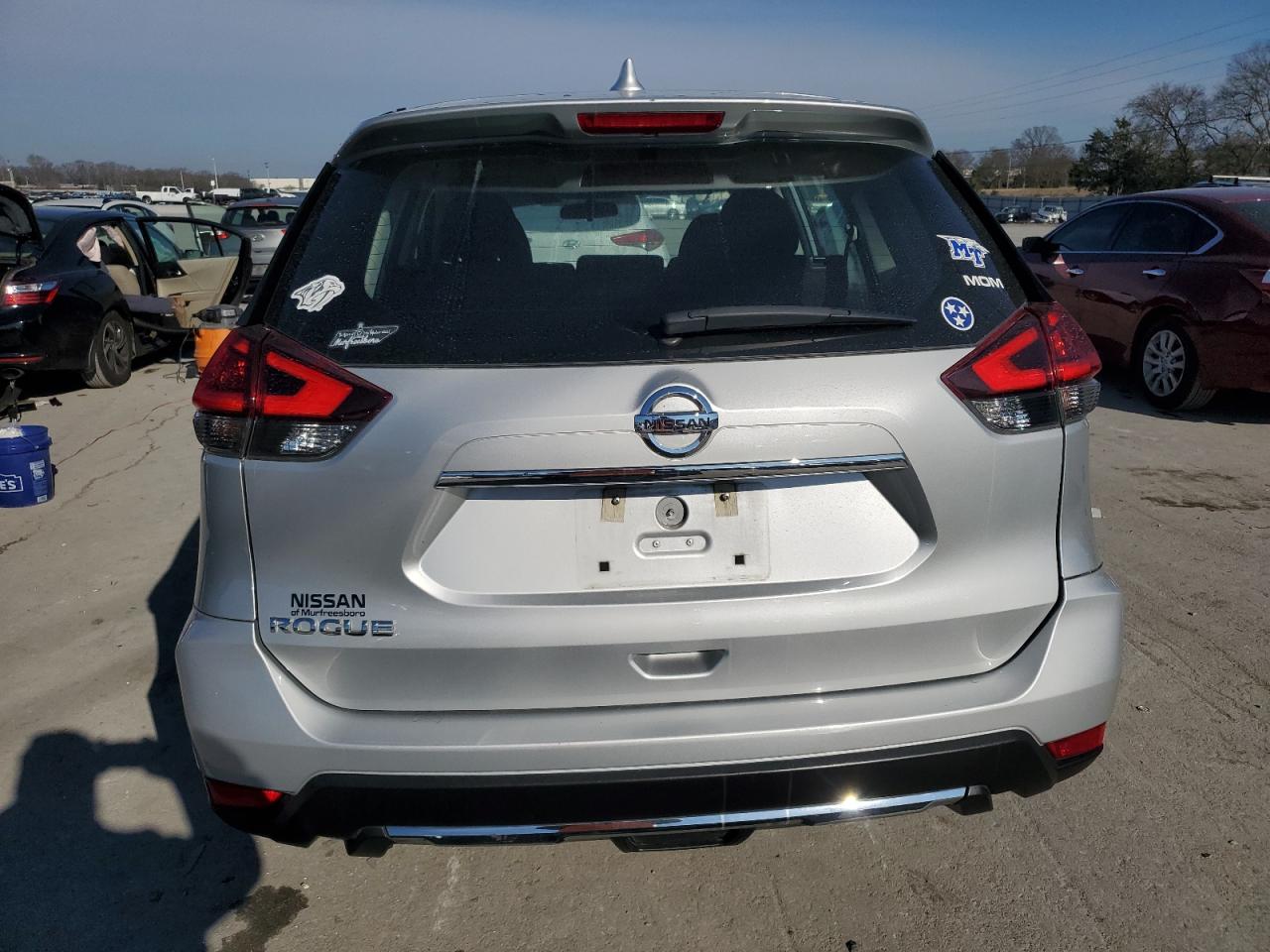 2017 Nissan Rogue S VIN: 5N1AT2MT2HC813504 Lot: 86373964