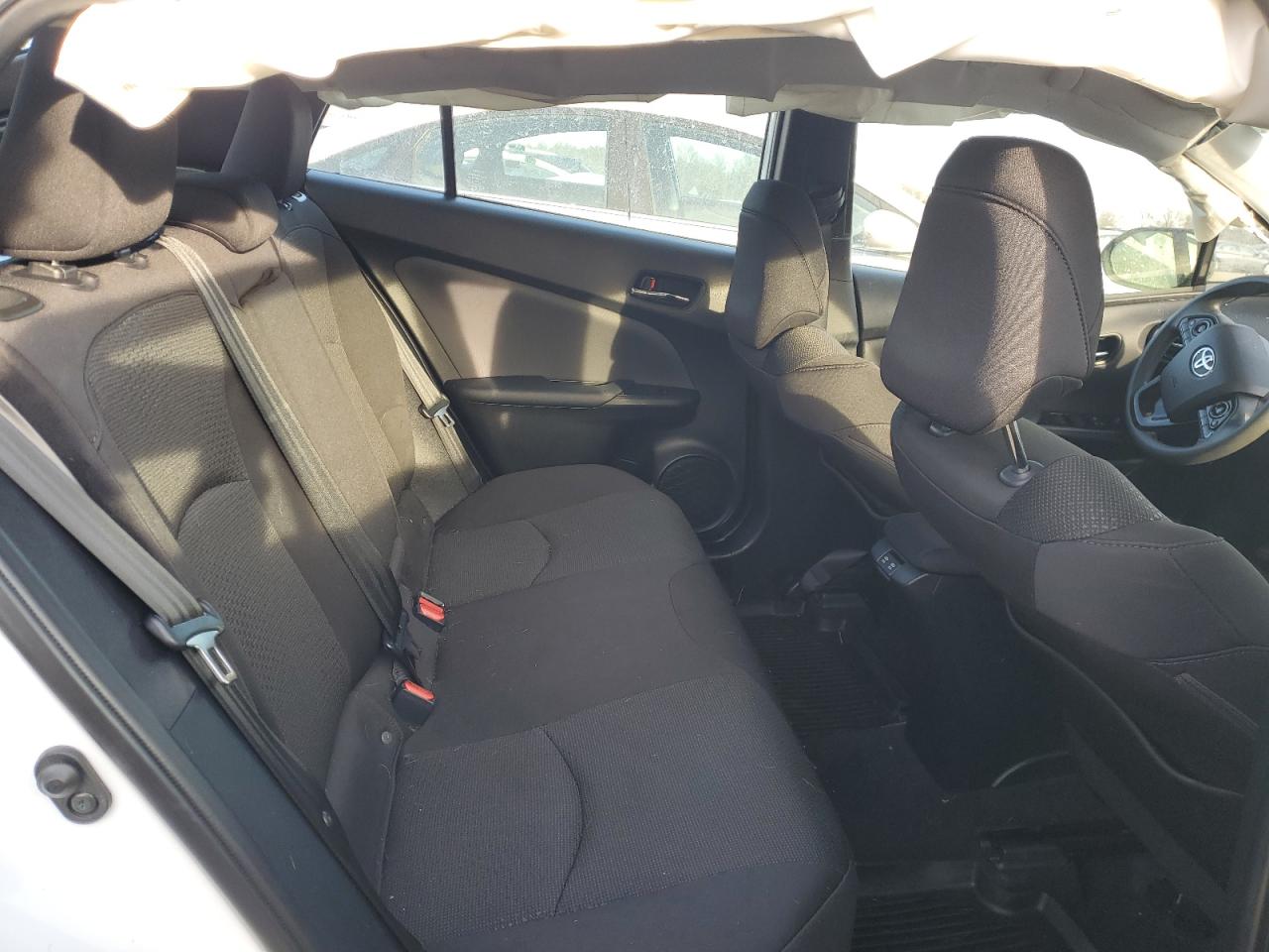 2022 Toyota Prius - Image 10