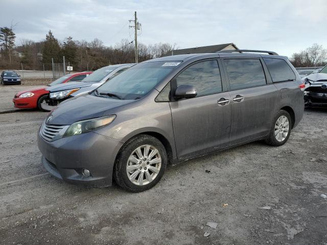 2013 Toyota Sienna Xle