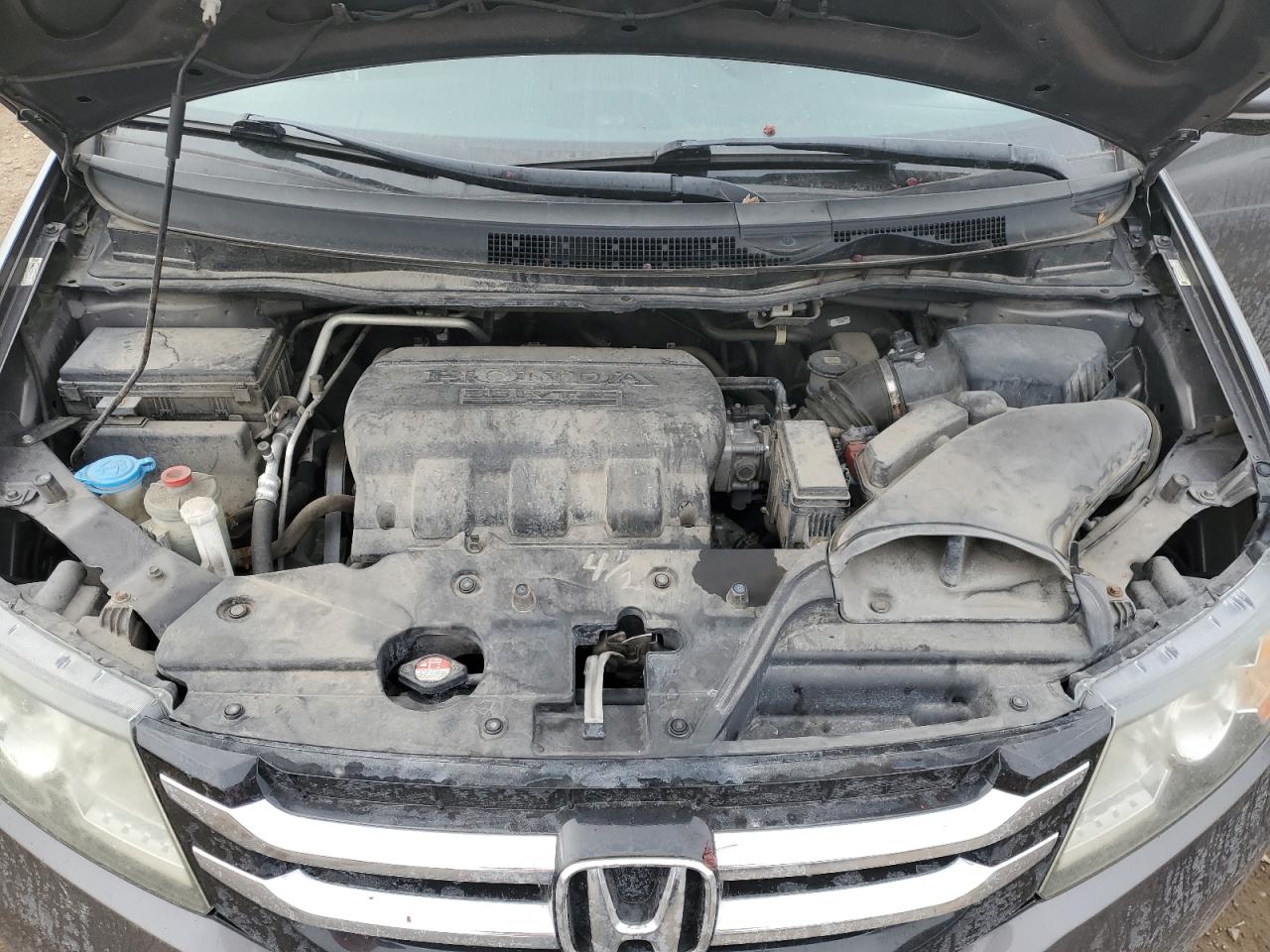 2014 Honda Odyssey - Image 12