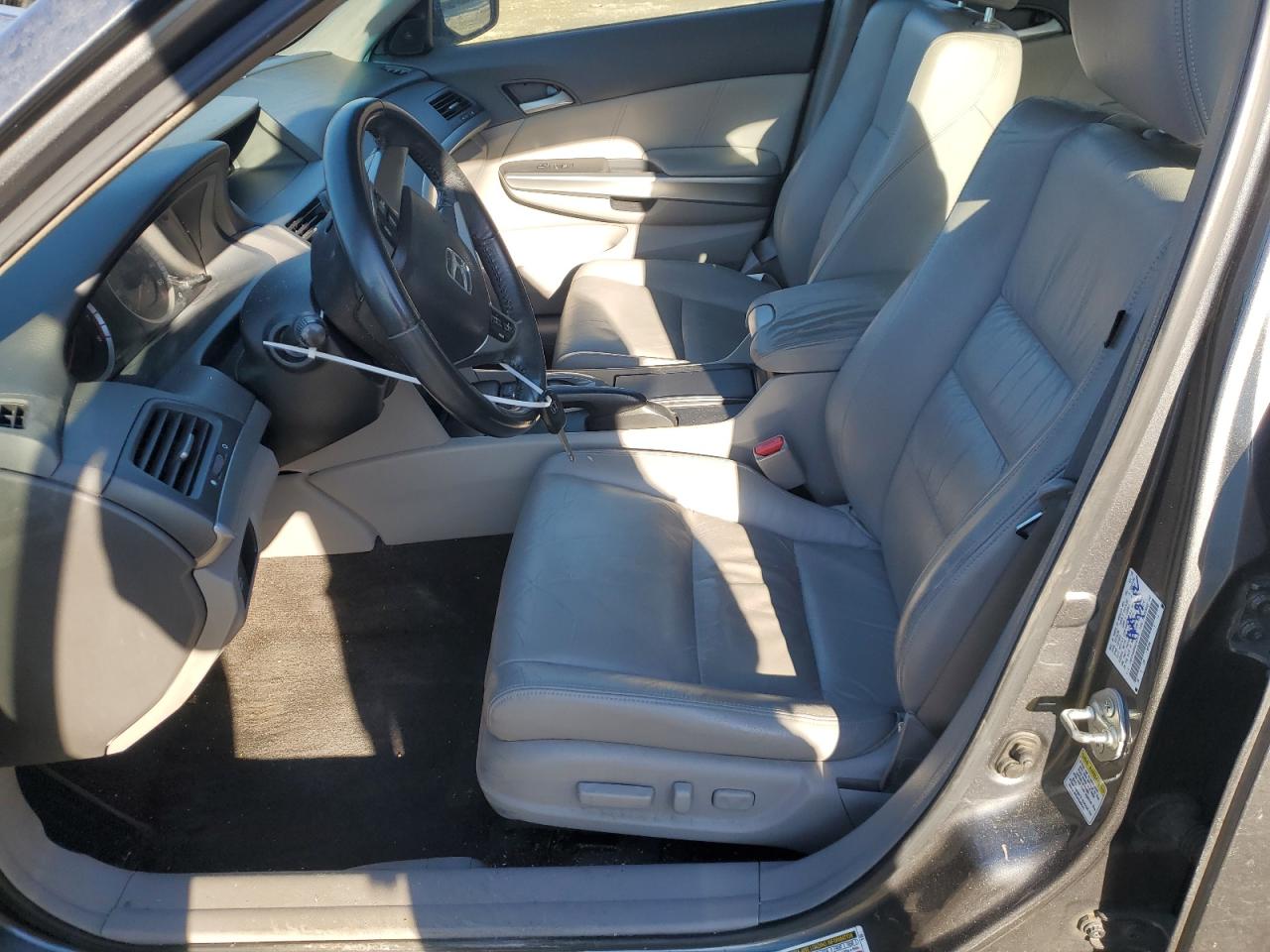 2009 Honda Accord - Image 7