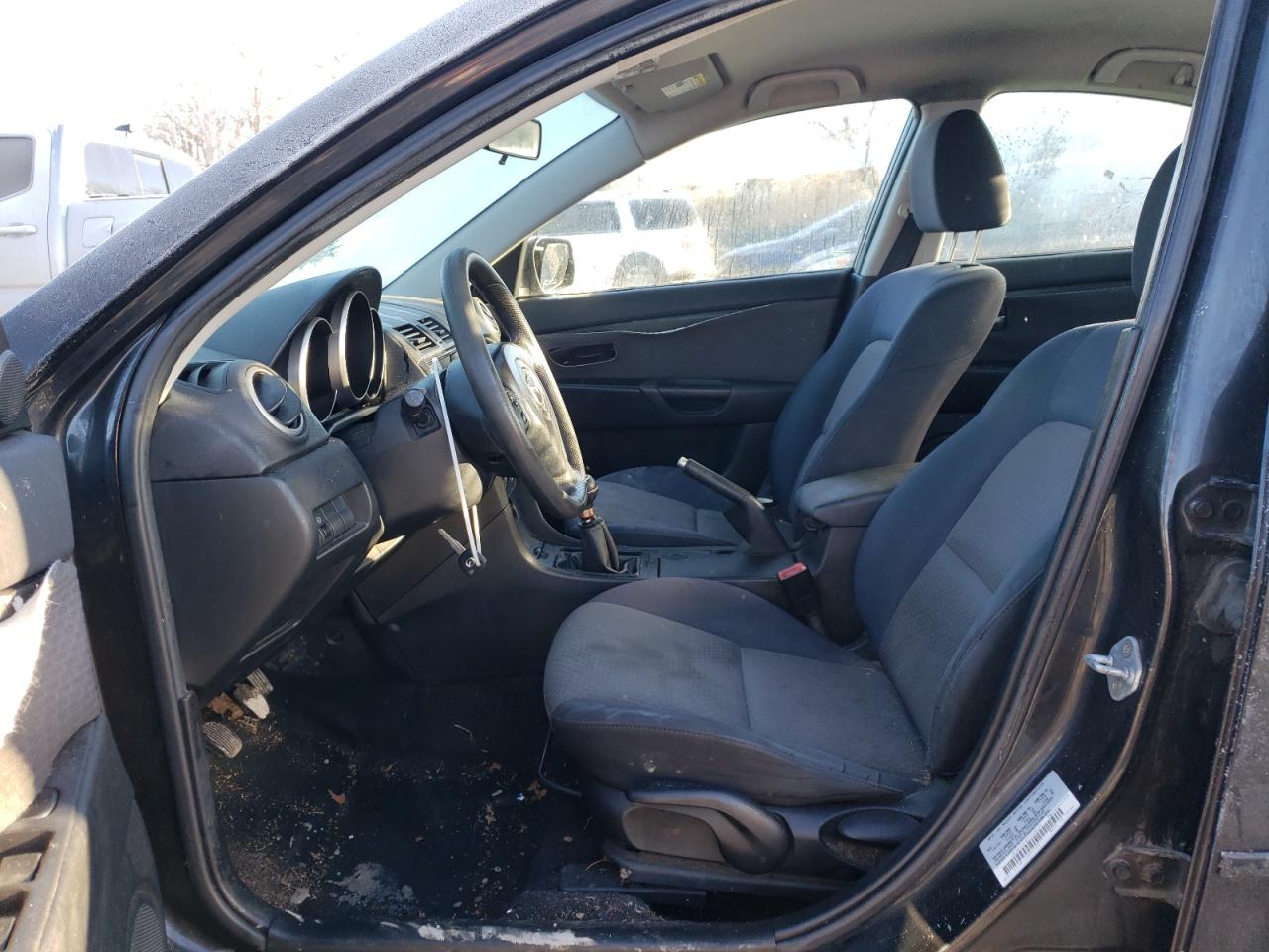 2005 Mazda 3 - Image 7