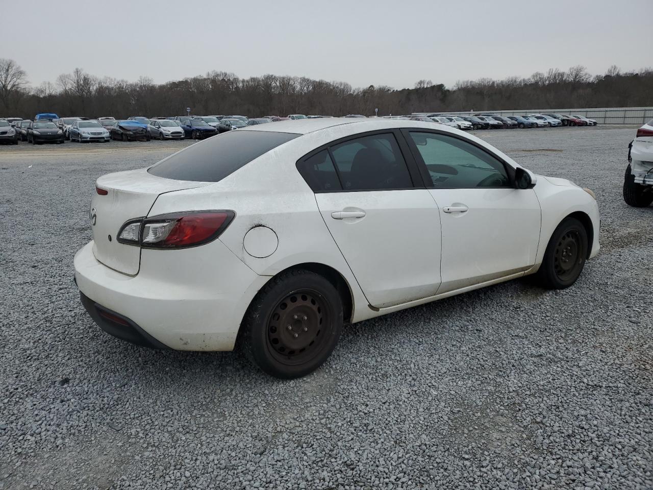2010 Mazda 3 - Image 3