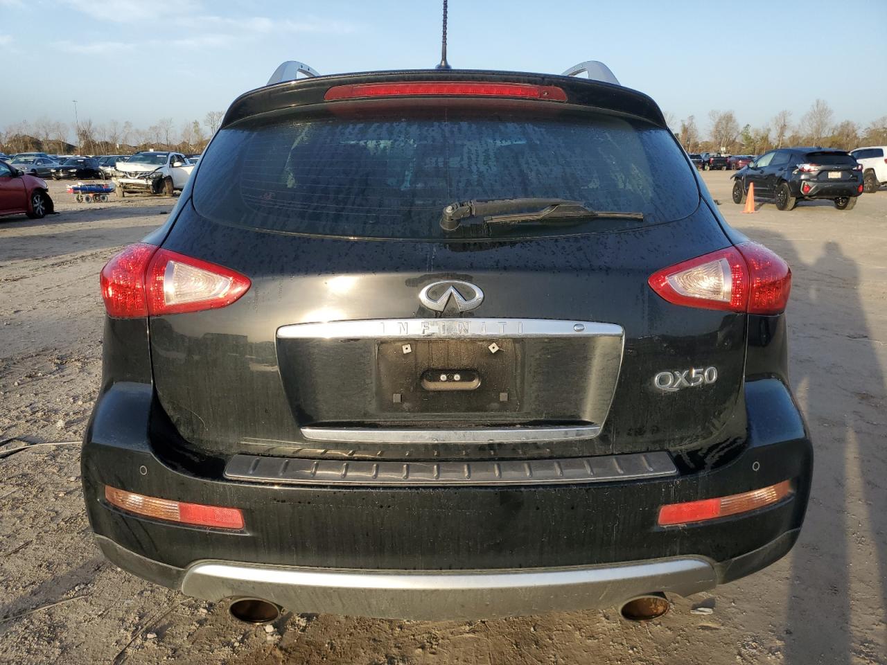 2017 Infiniti QX50 - Image 6