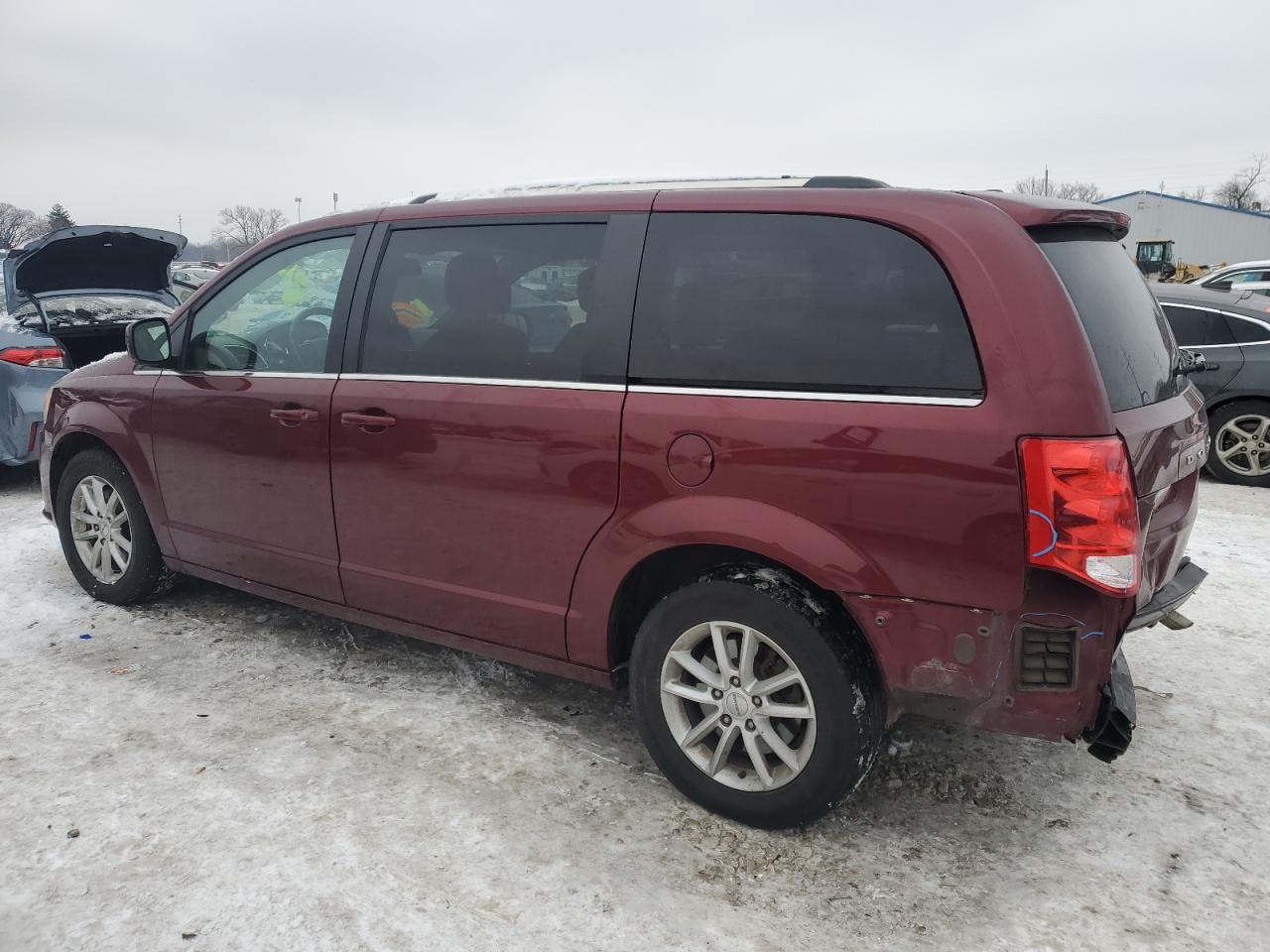 2019 Dodge Caravan - Image 2