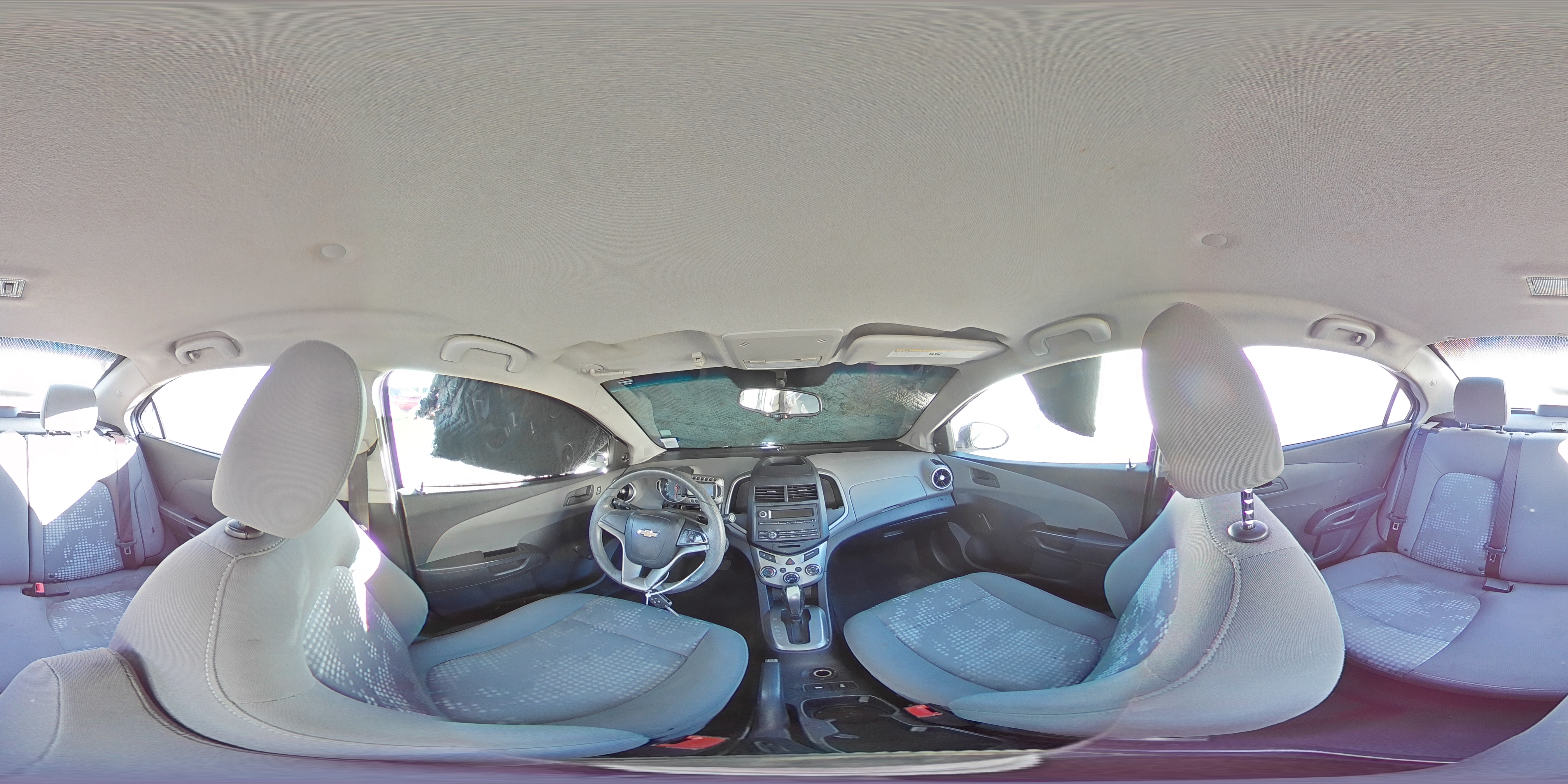 2015 Chevrolet Sonic - Image 12