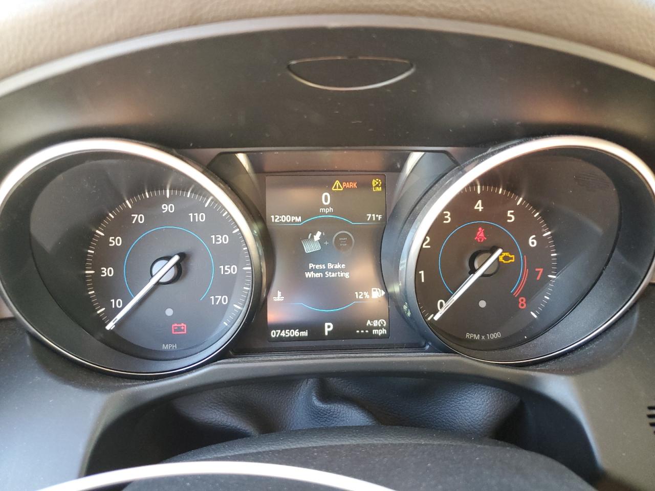 2017 Jaguar XF - Image 9