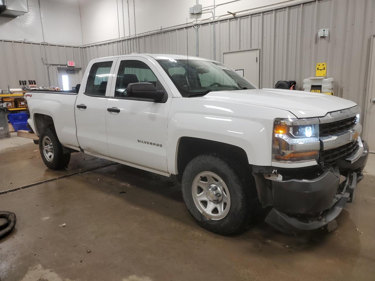 2019 Chevrolet Silverado - Image 4