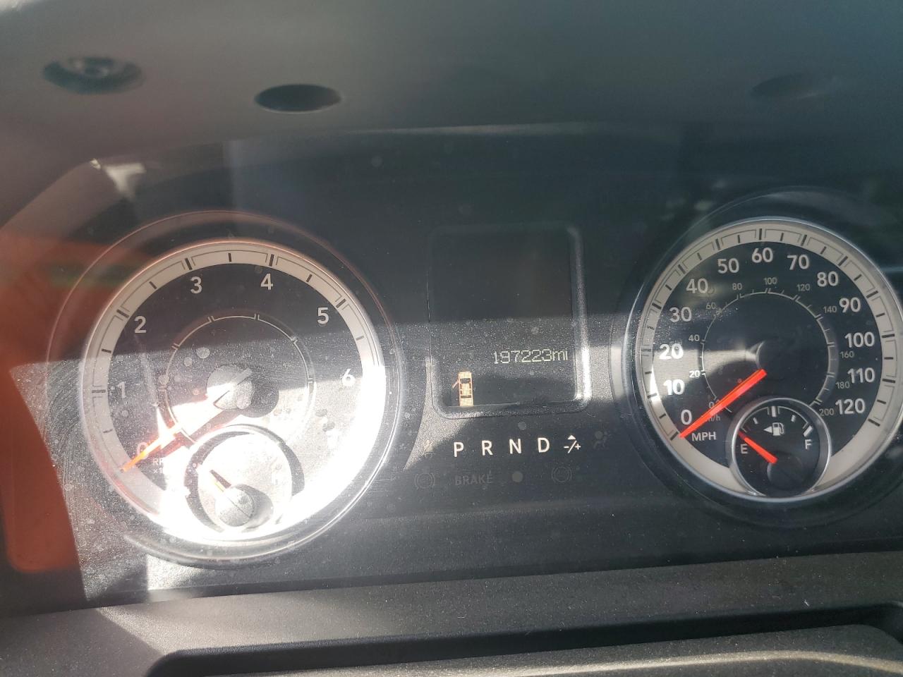 2016 RAM 1500 - Image 9