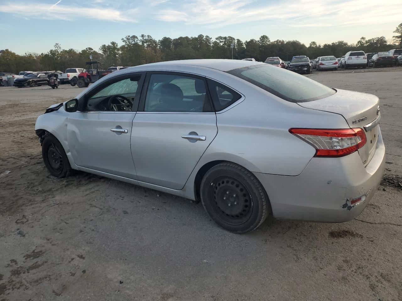 2014 Nissan Sentra - Image 2