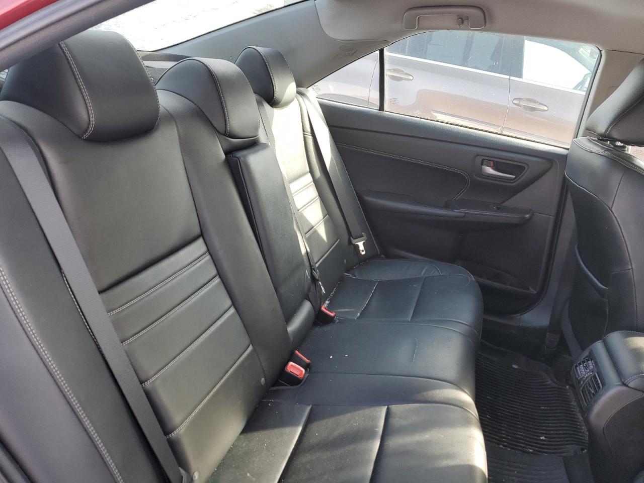 2017 Toyota Camry - Image 10