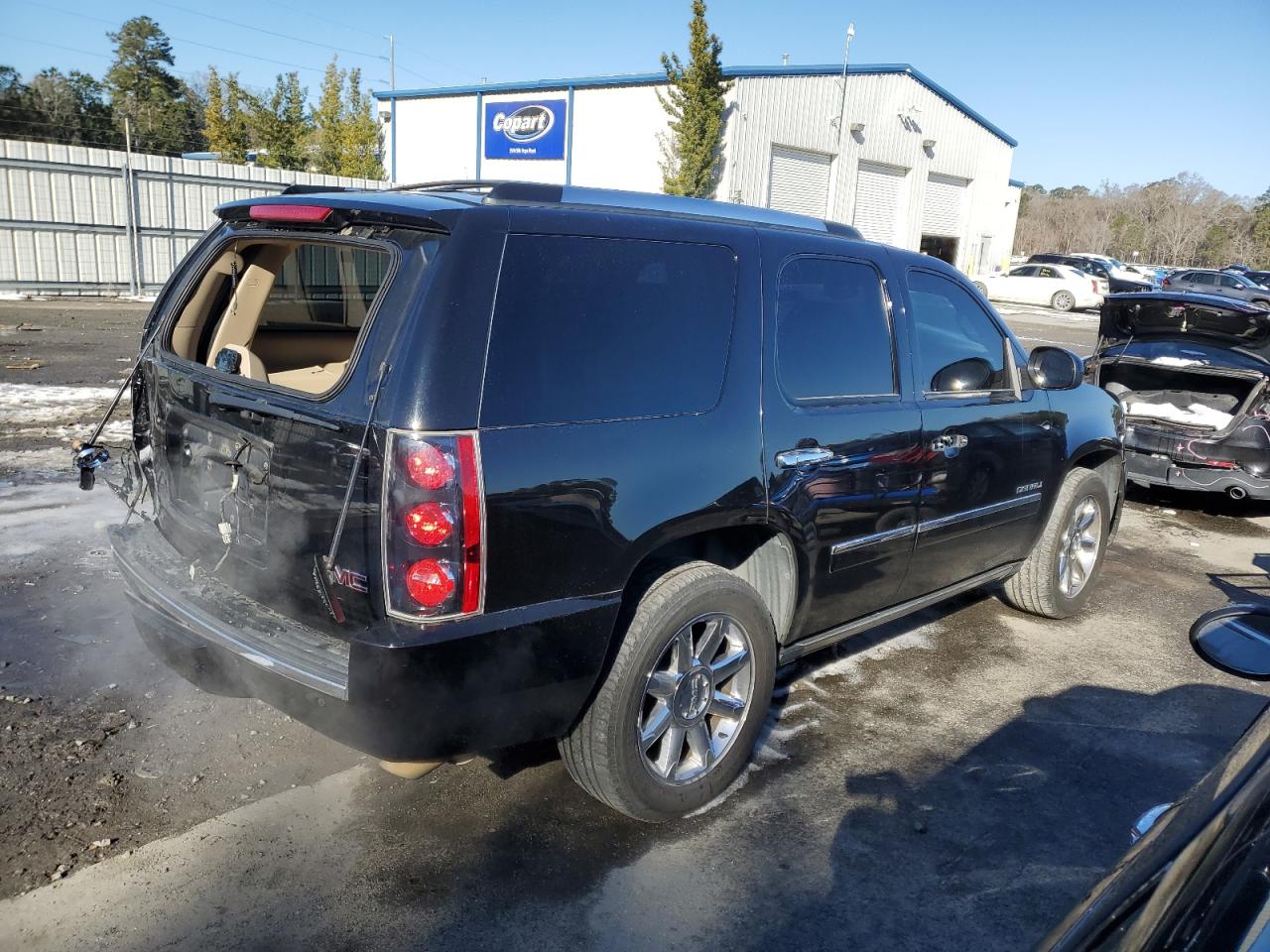 2013 GMC Yukon - Image 3