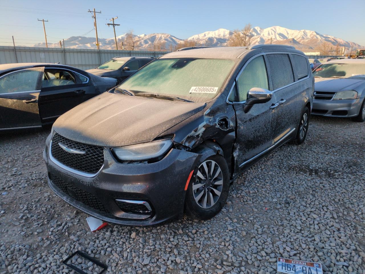 2021 Chrysler Pacifica Hybrid Limited VIN: 2C4RC1S79MR563199 Lot: 42600685