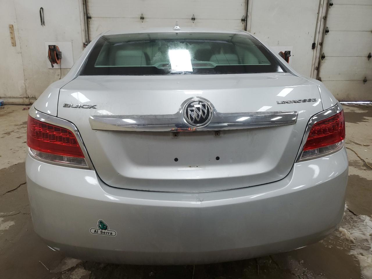 2010 Buick LaCrosse - Image 6