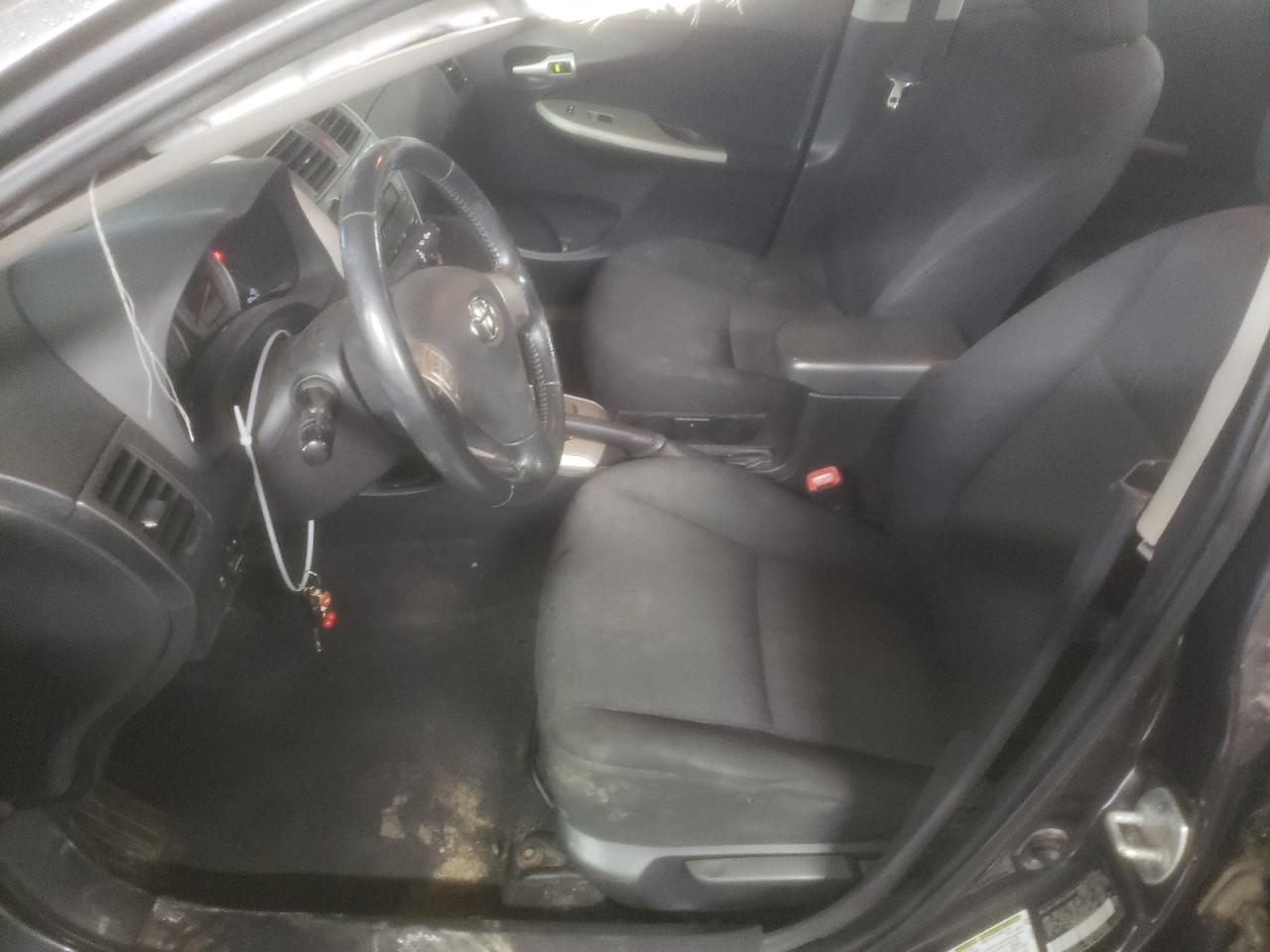 2010 Toyota Corolla - Image 7