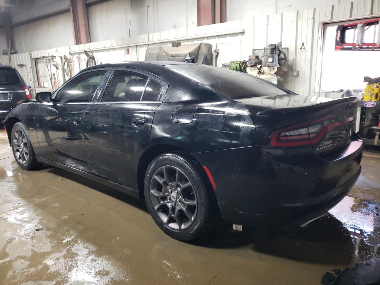 2018 Dodge Charger - Image 2