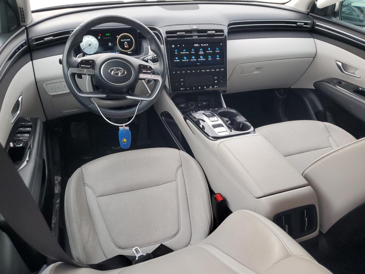 2022 Hyundai Tucson - Image 8