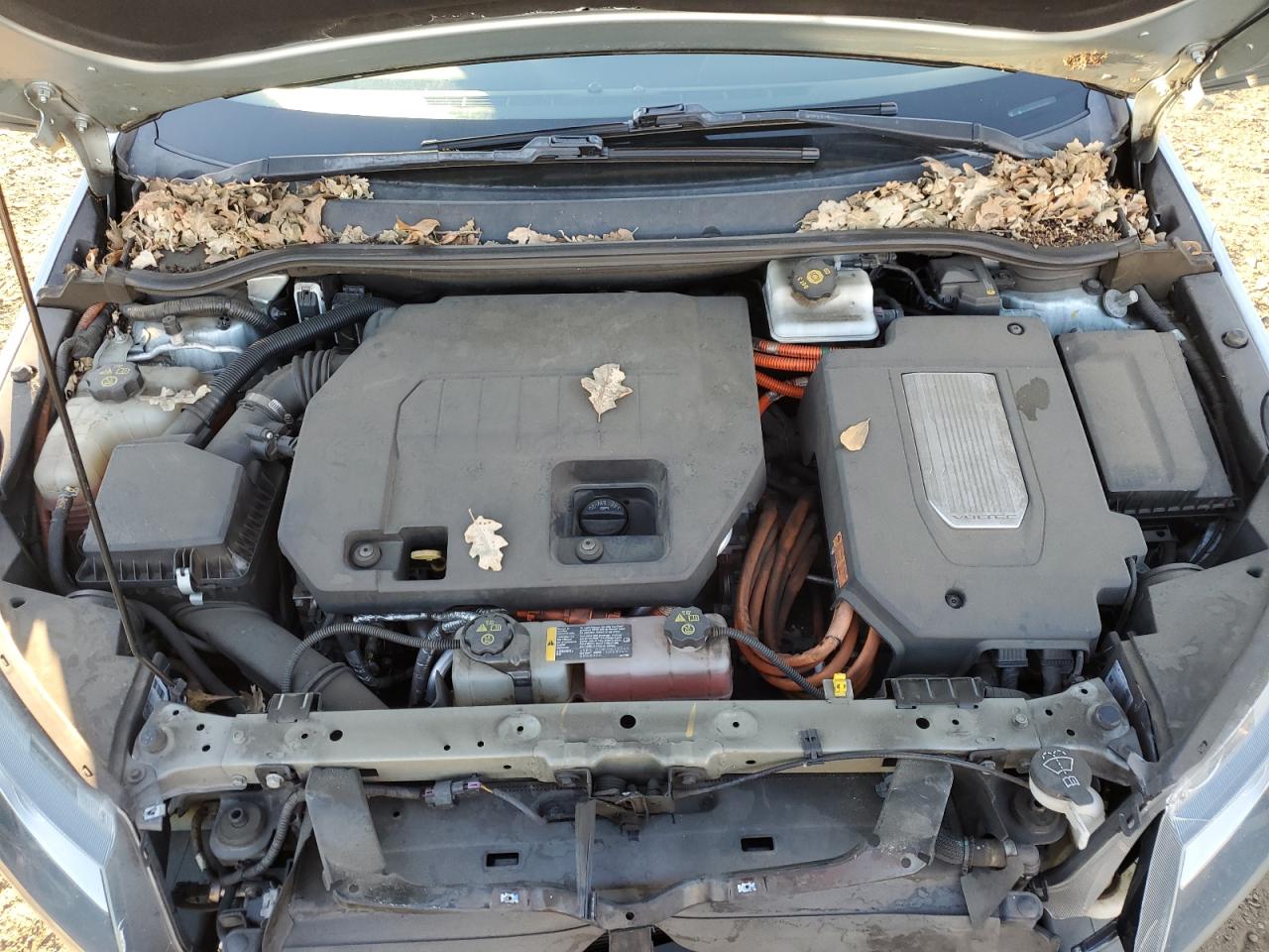 2012 Chevrolet Volt - Image 11