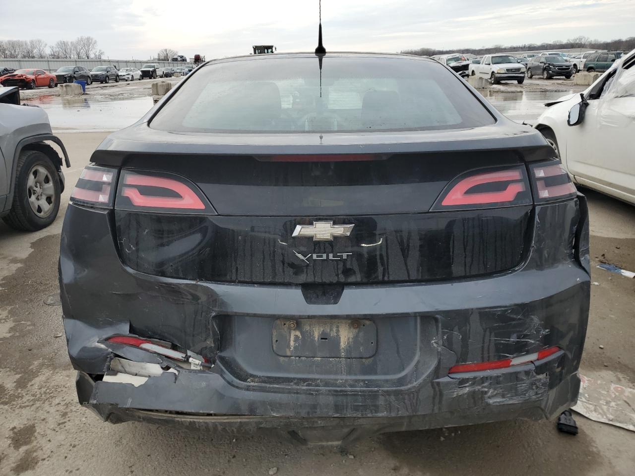 2012 Chevrolet Volt - Image 6