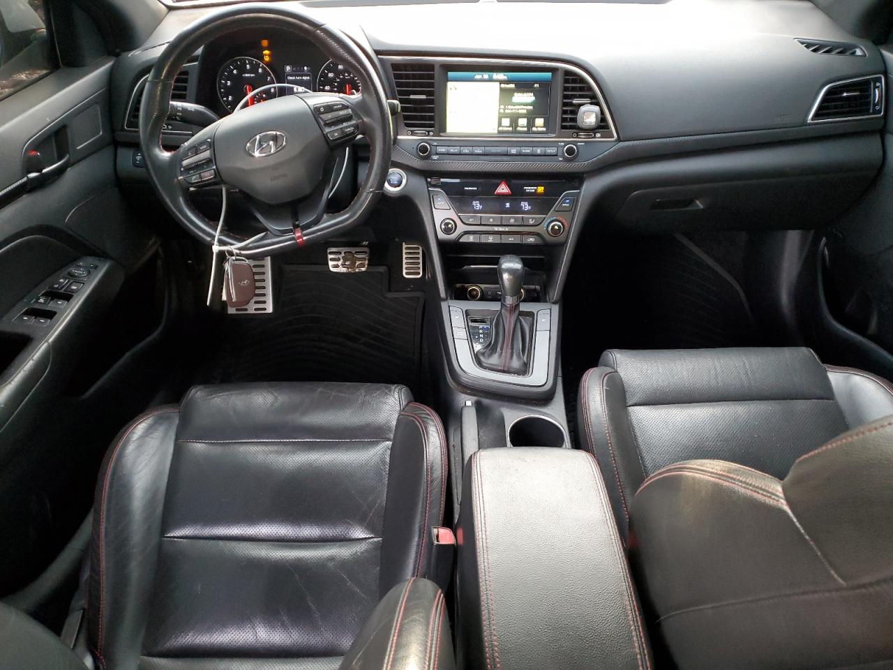 2018 Hyundai Elantra - Image 8