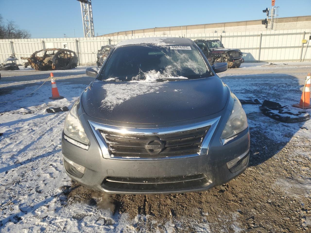 2015 Nissan Altima - Image 5