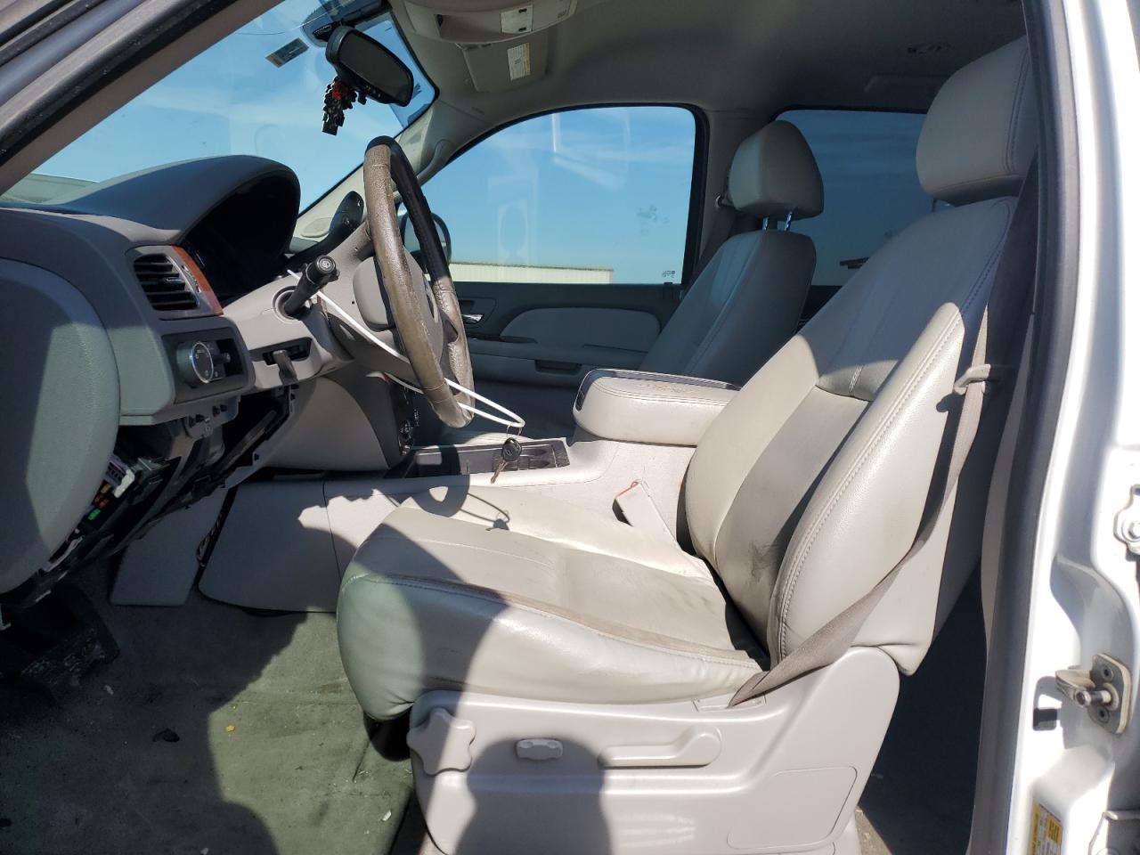 2009 Chevrolet Tahoe - Image 7